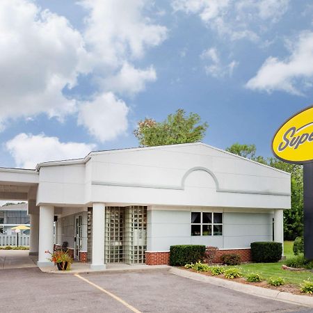 Super 8 By Wyndham Stevensville St Joseph Bagian luar foto