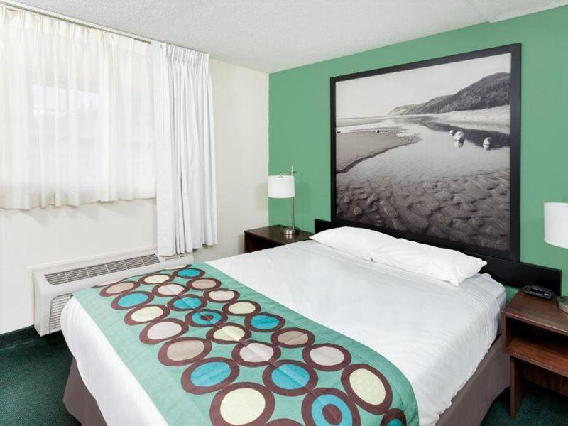 Super 8 By Wyndham Stevensville St Joseph Bagian luar foto